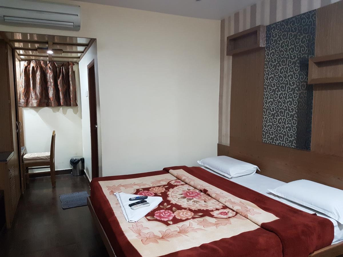 Kanchi Residency Chennai Bagian luar foto