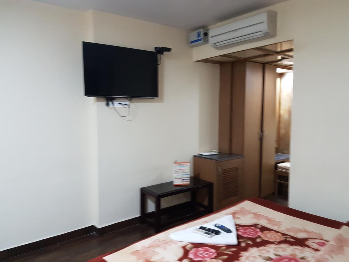Kanchi Residency Chennai Bagian luar foto
