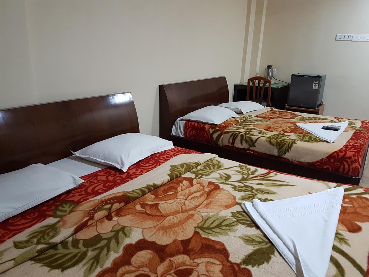 Kanchi Residency Chennai Bagian luar foto
