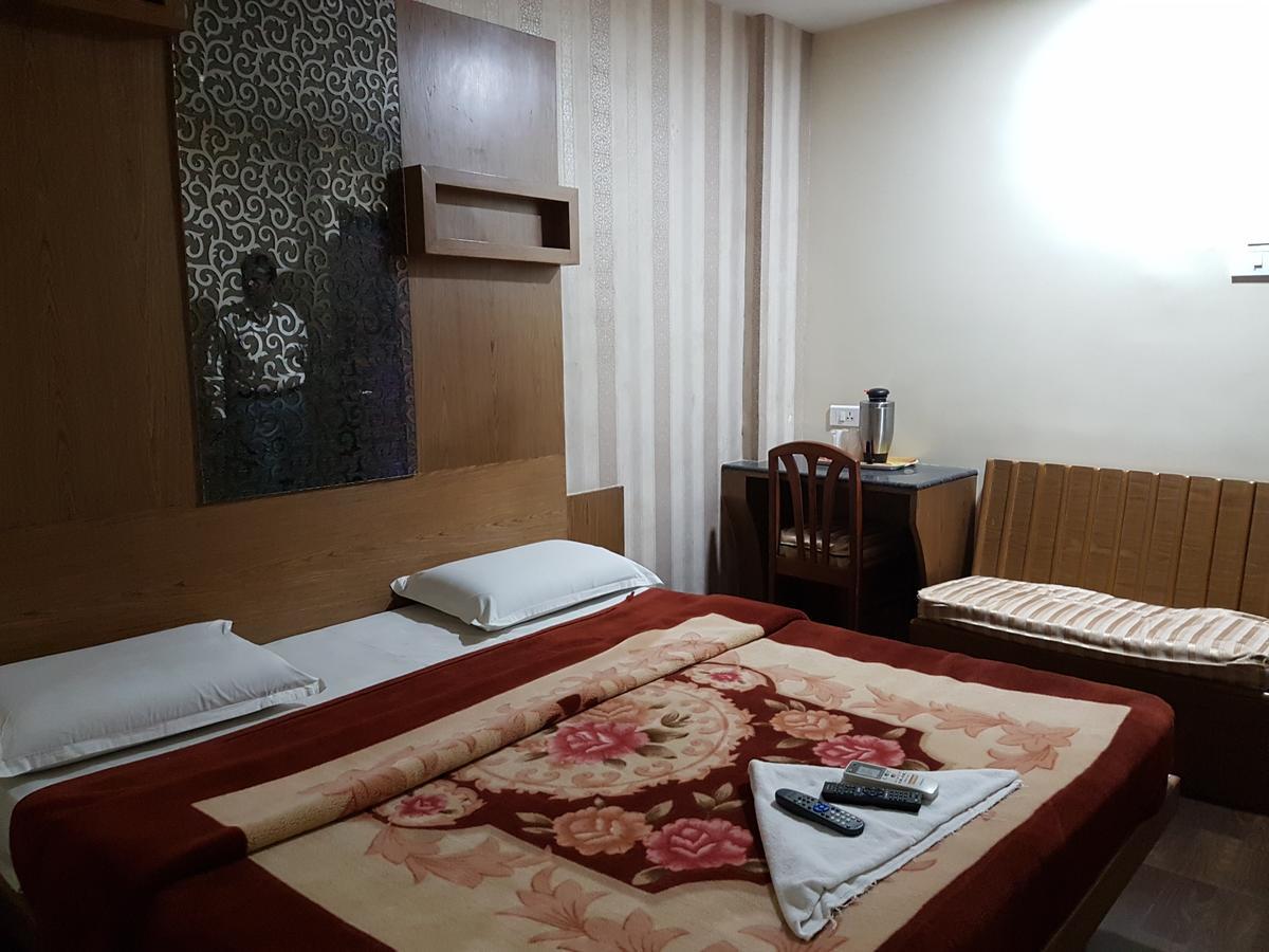 Kanchi Residency Chennai Bagian luar foto