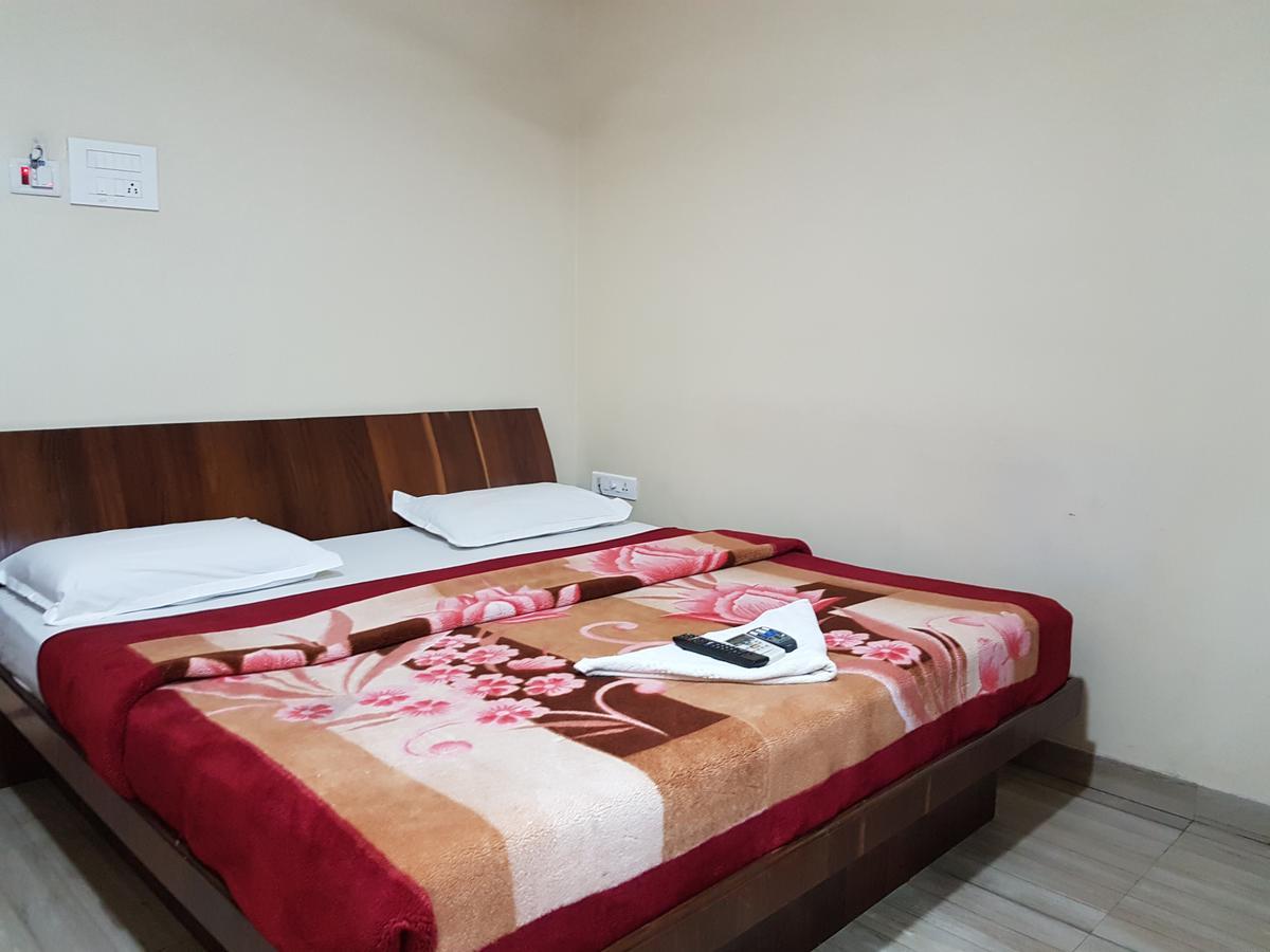 Kanchi Residency Chennai Bagian luar foto