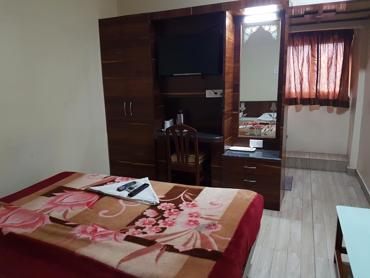 Kanchi Residency Chennai Bagian luar foto
